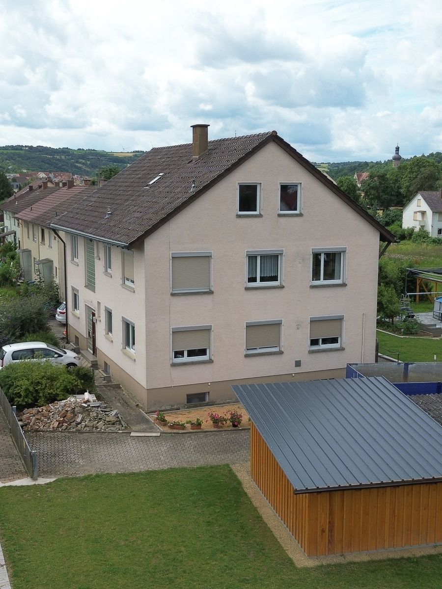 Wärmedämmung Zweifamilienhaus in Weikersheim, Bild 1 von 5